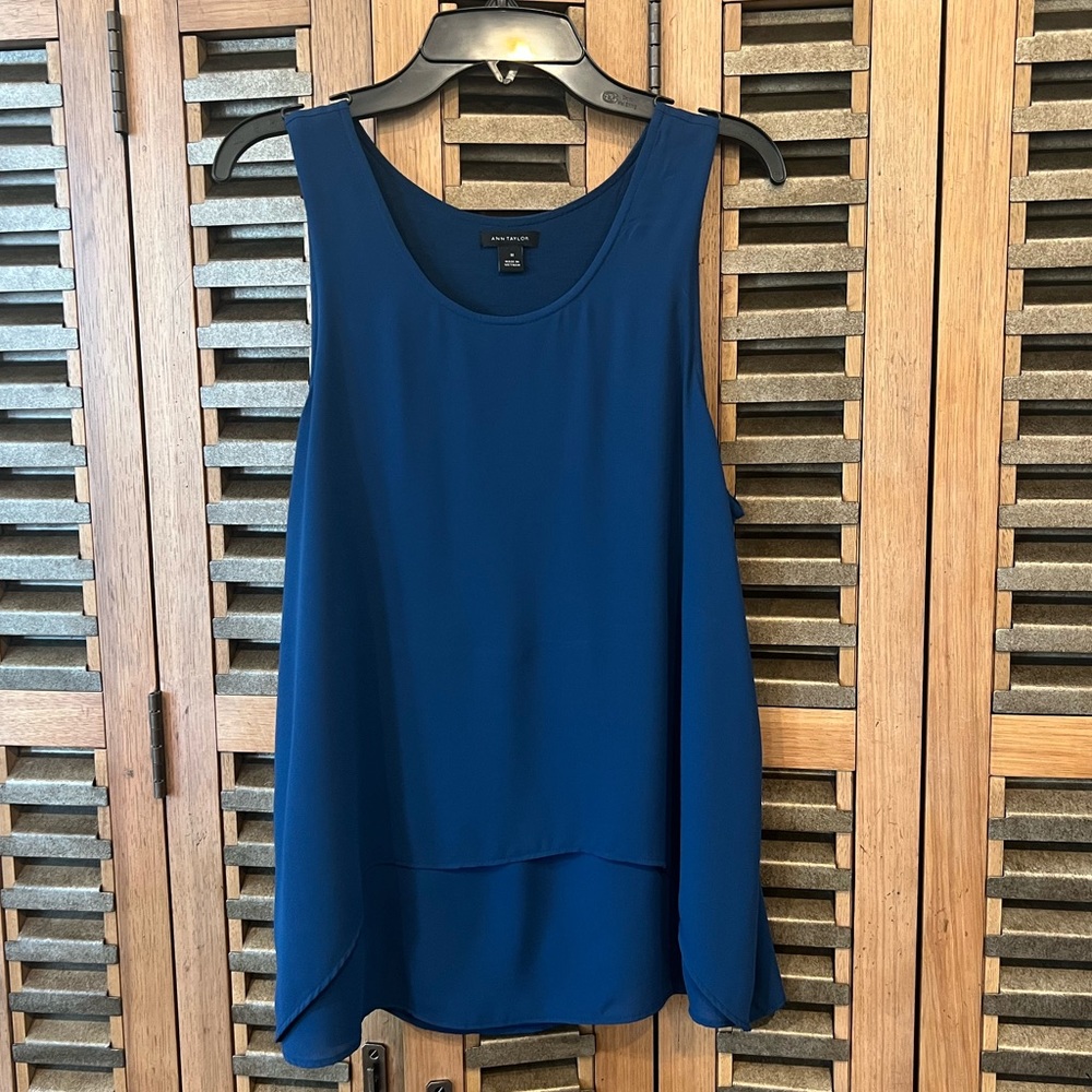 Ann Taylor Cerulean Sleeveless Shell Top